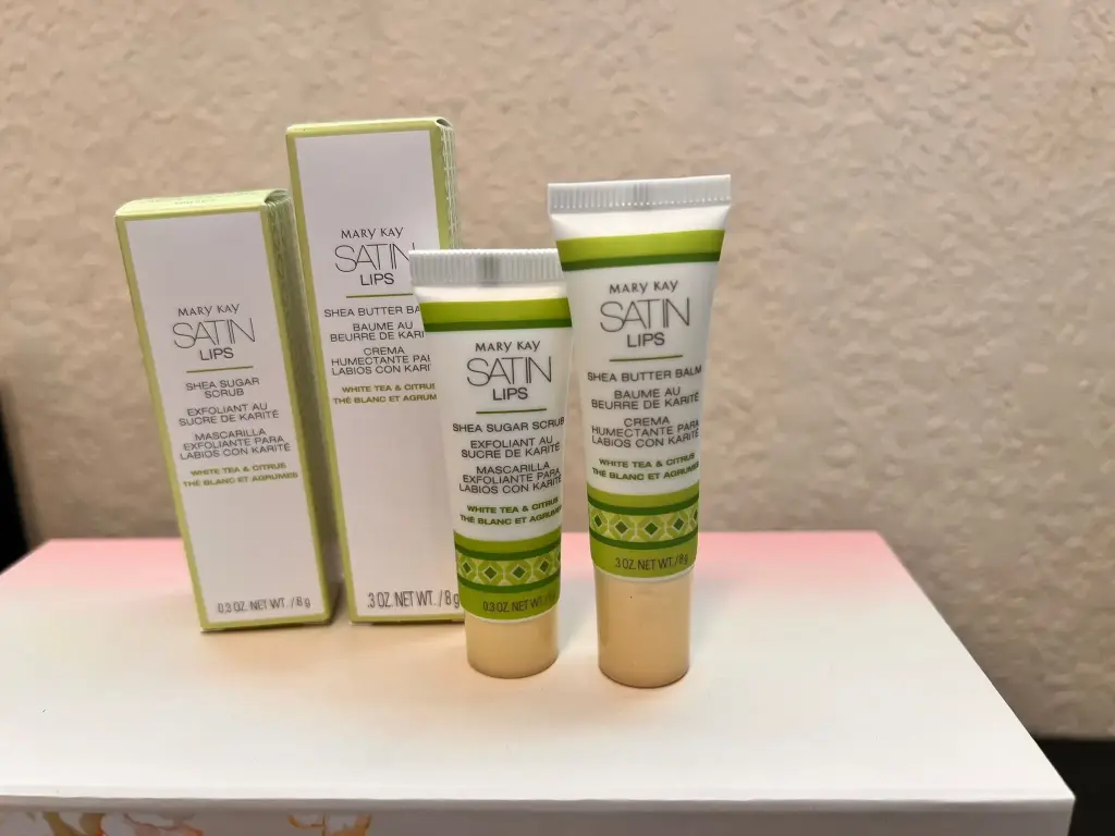 Linea Para Labios Mary Kay