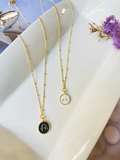 Collar Fe Negro/Blanco